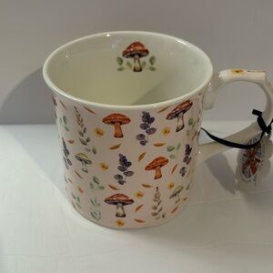 Bluebird and Willow UK MUSHROOM & BERRY  COFFEE MUG NEW